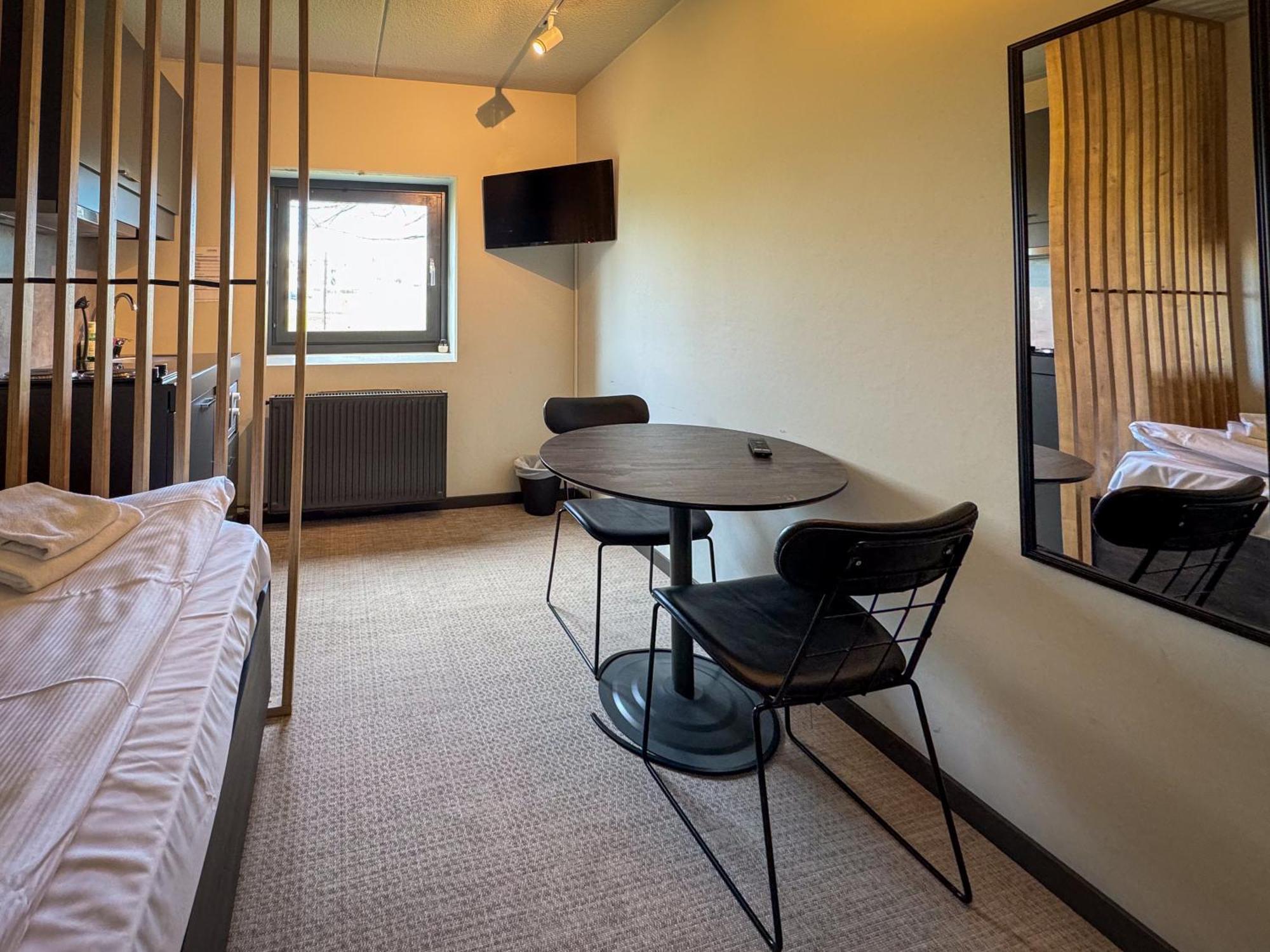 Joenkoeping Hotel Apartments Luaran gambar